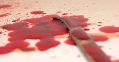 blood knife